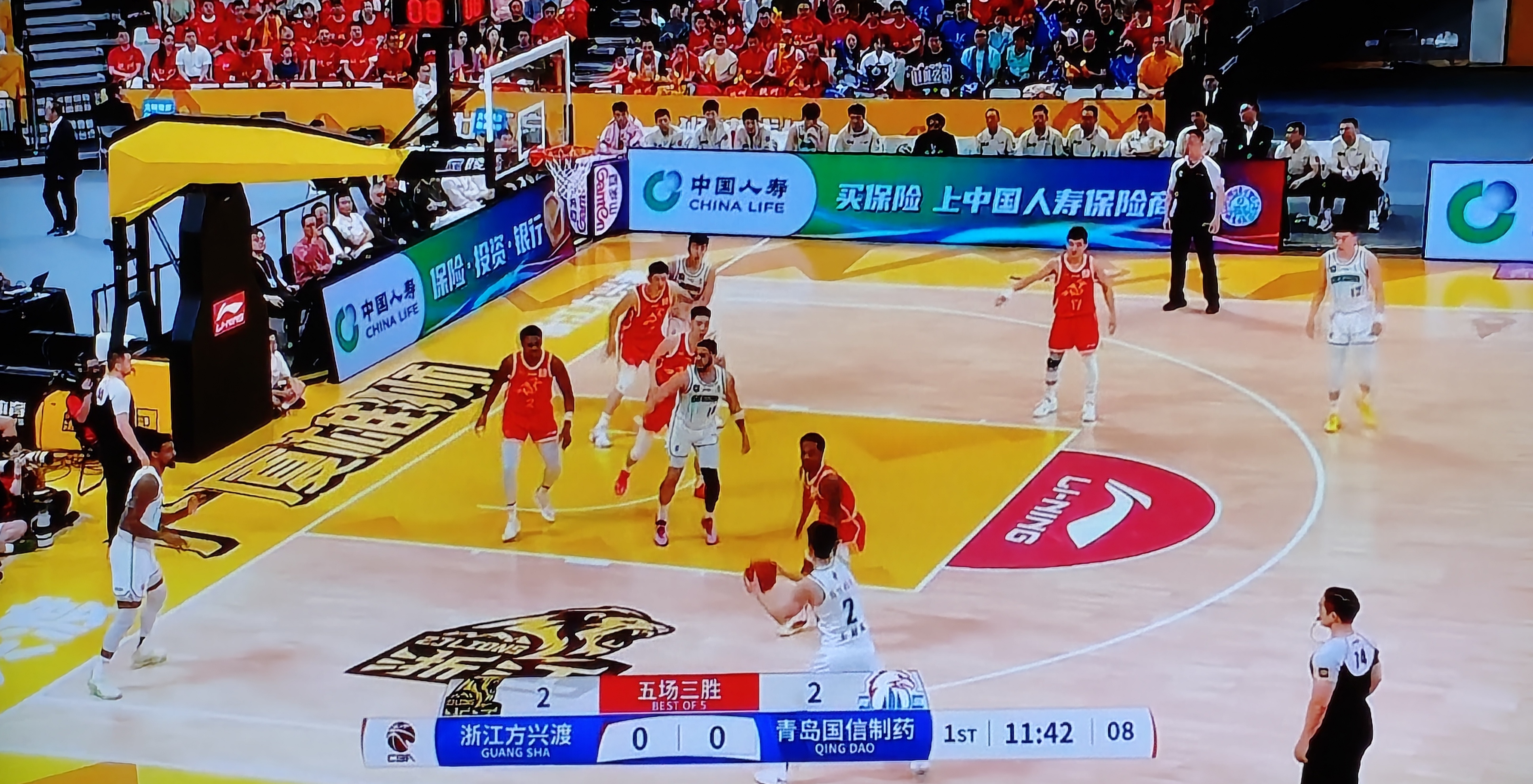 今夜NBA季后赛焦点战！广东男篮迎战本菲卡，横扫或上演的简单介绍